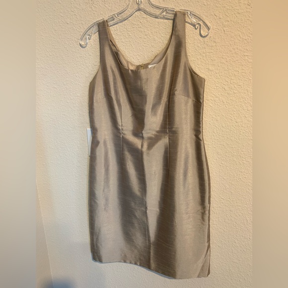 Jessica Howard Gold / Tan Sleeveless Sheath Dress - Picture 5 of 11